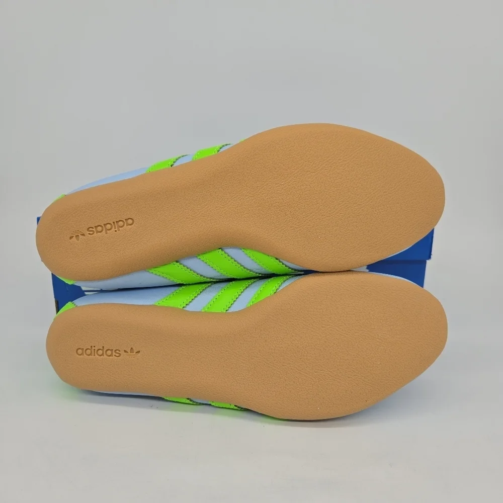 adidas Women's Tokyo JQ0582 Clear Sky Solar Green Gum Shoes Size 6 New